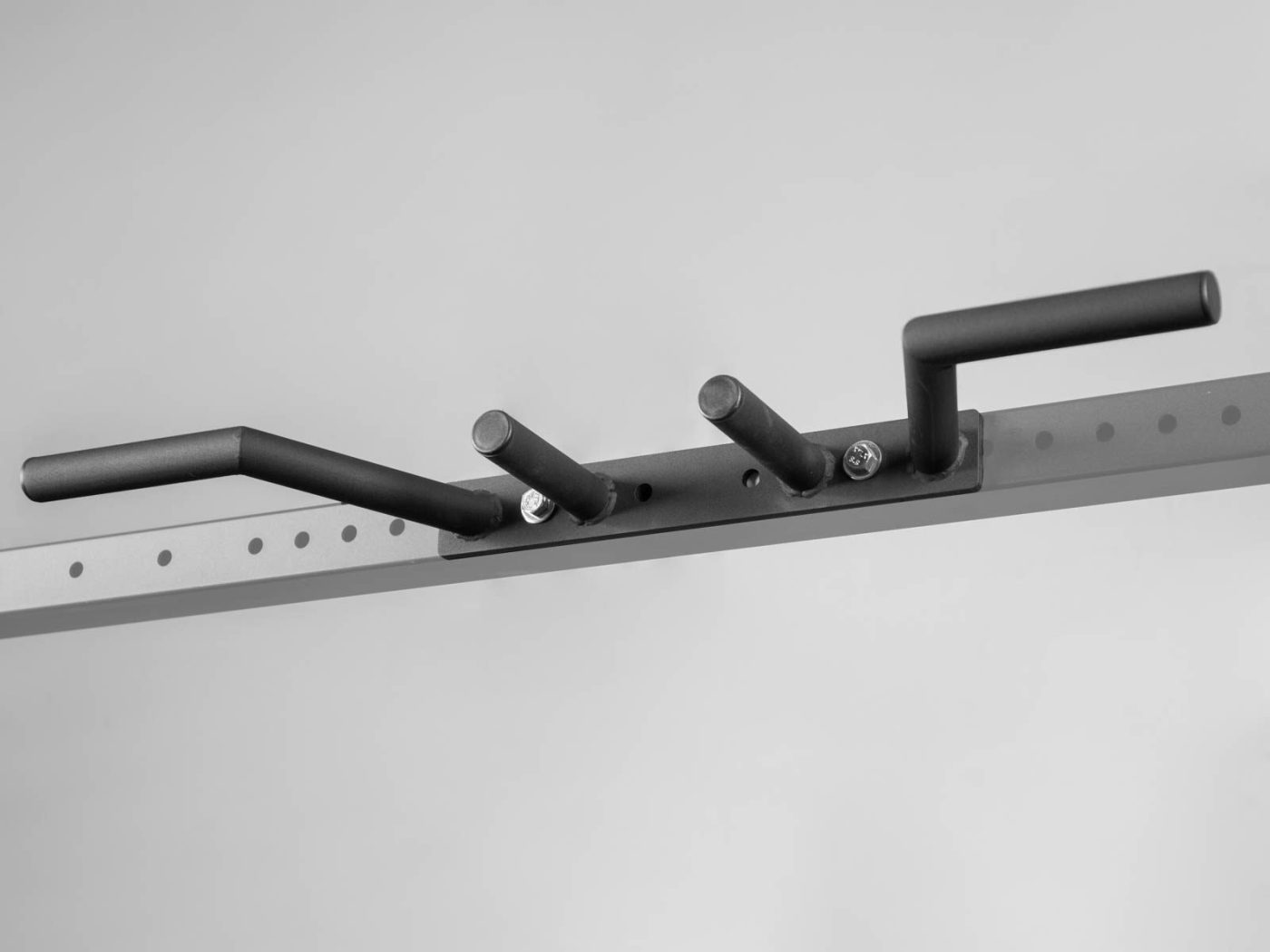 Angled grip bar (for royal rig)