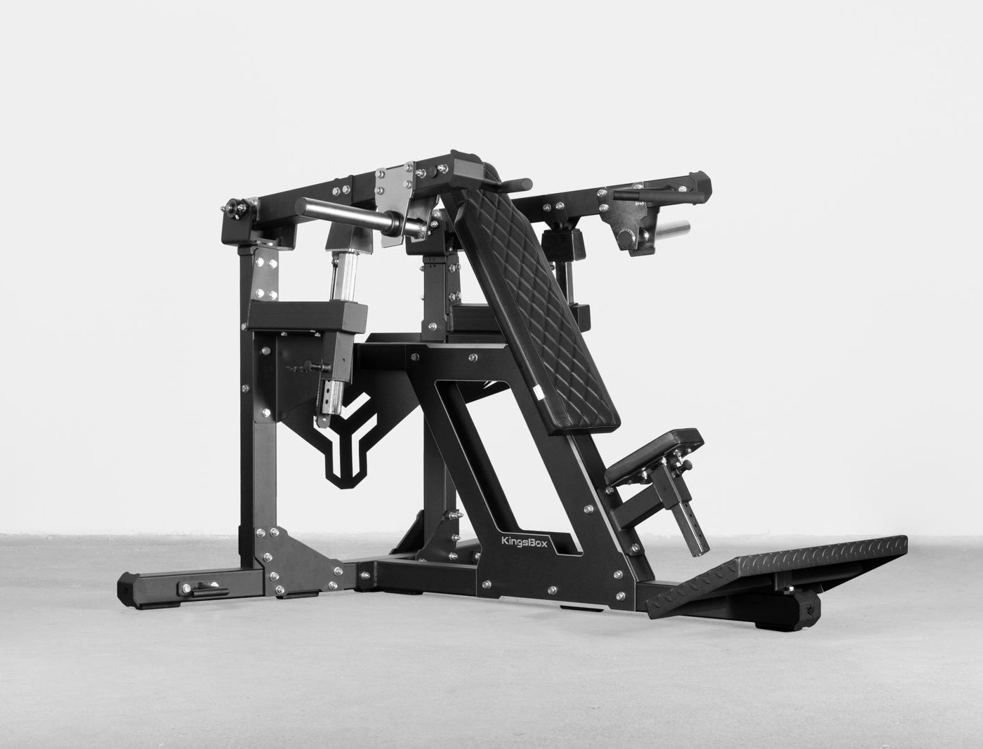 The daring duke - shoulder press machine