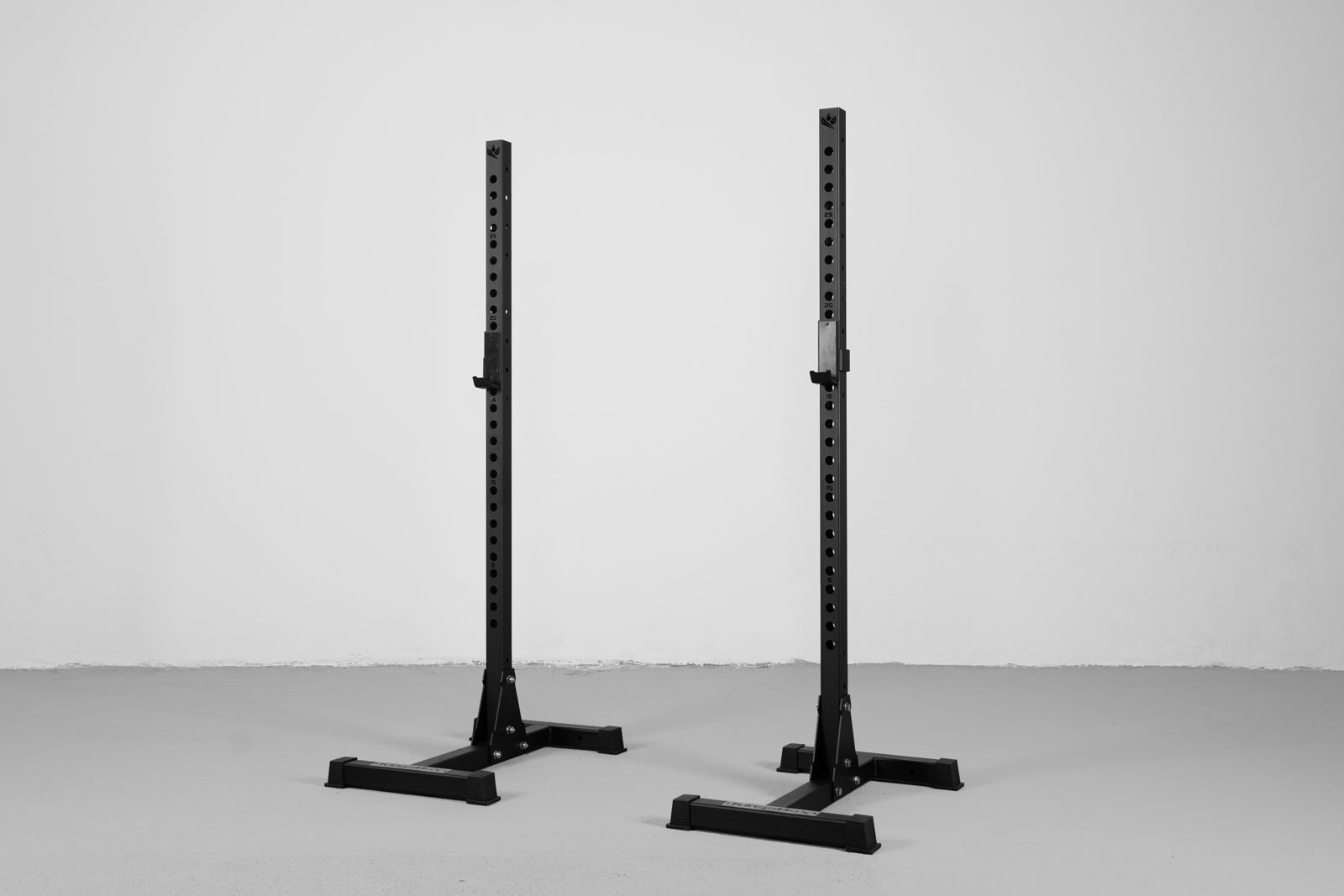 Royal squat rack sx-5 ii.