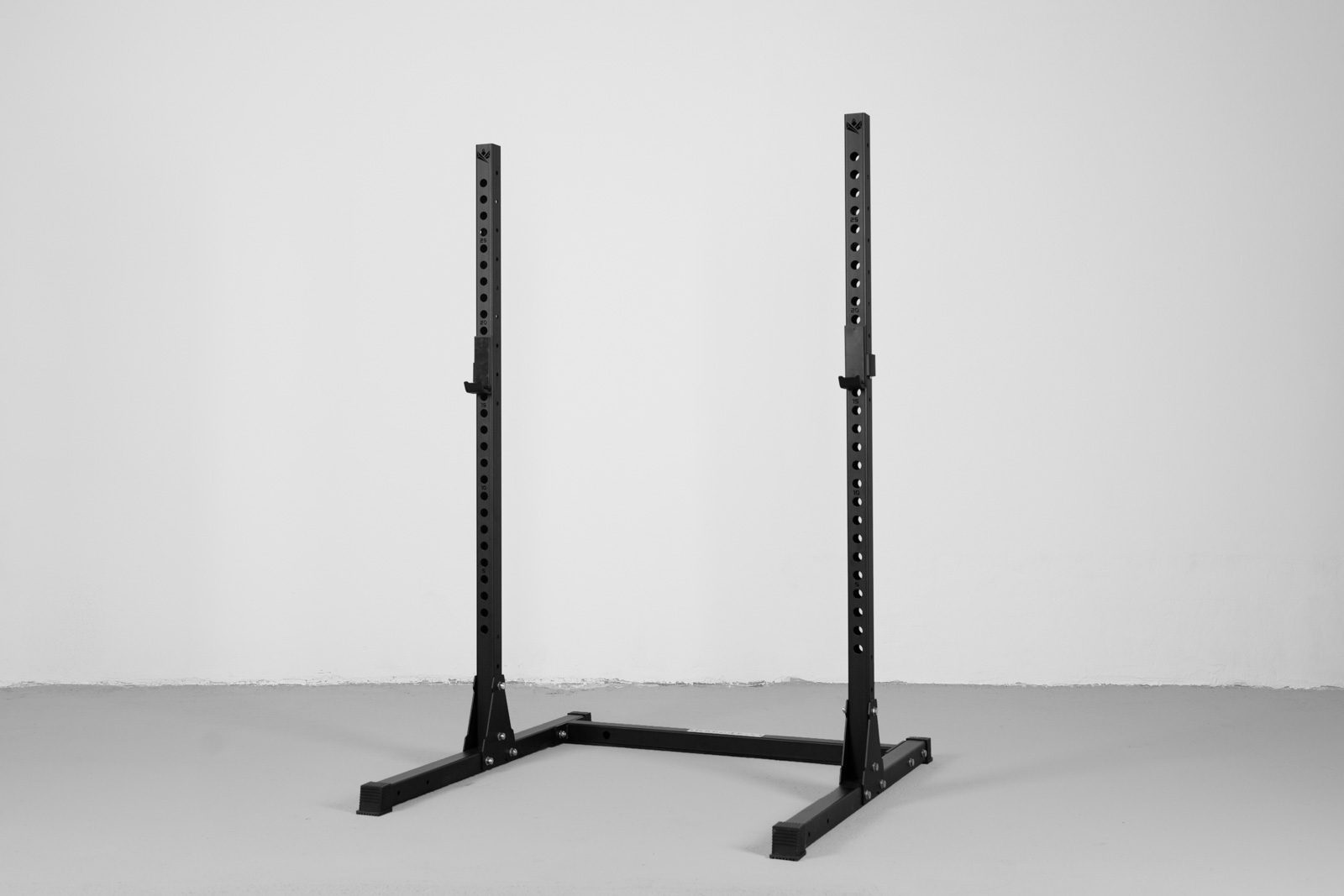 Royal squat rack sx-10 ii.