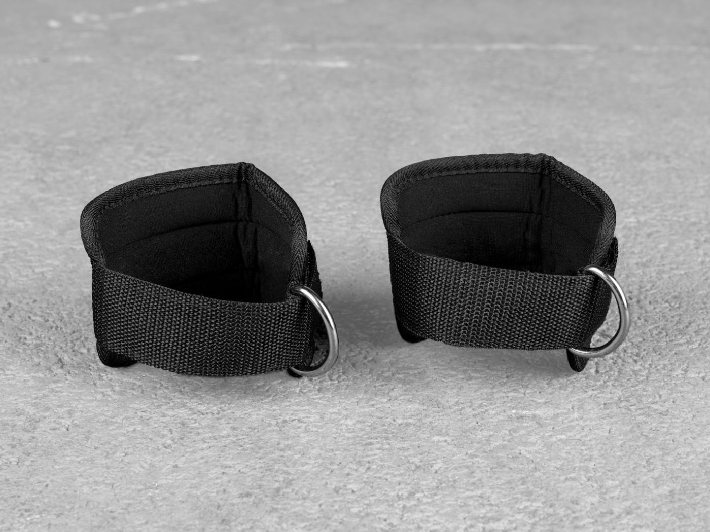 Leg strap attachment