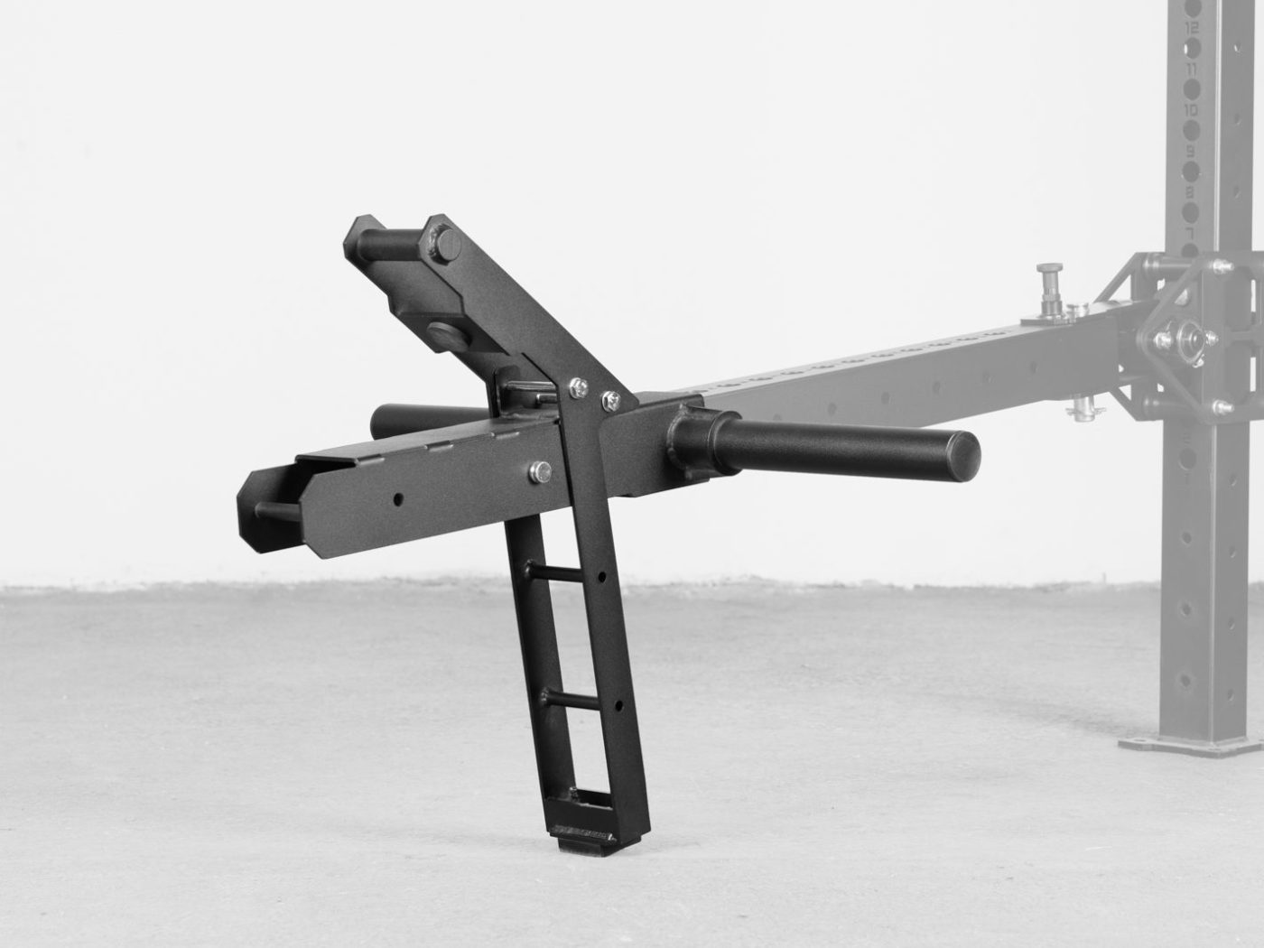 Belt squat attachment