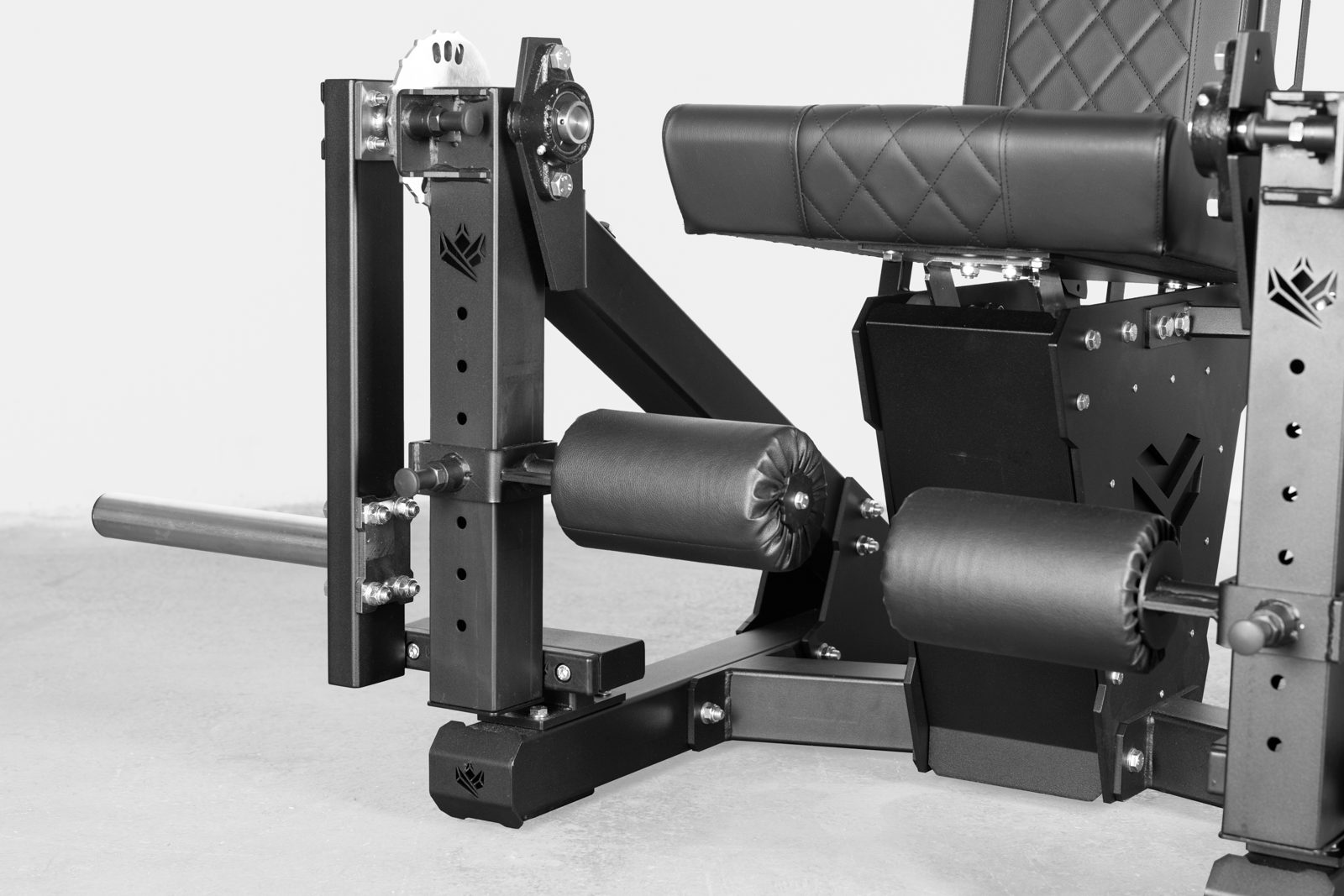 The crazy queen 3.0 - leg extension / leg curl machine - Image 4