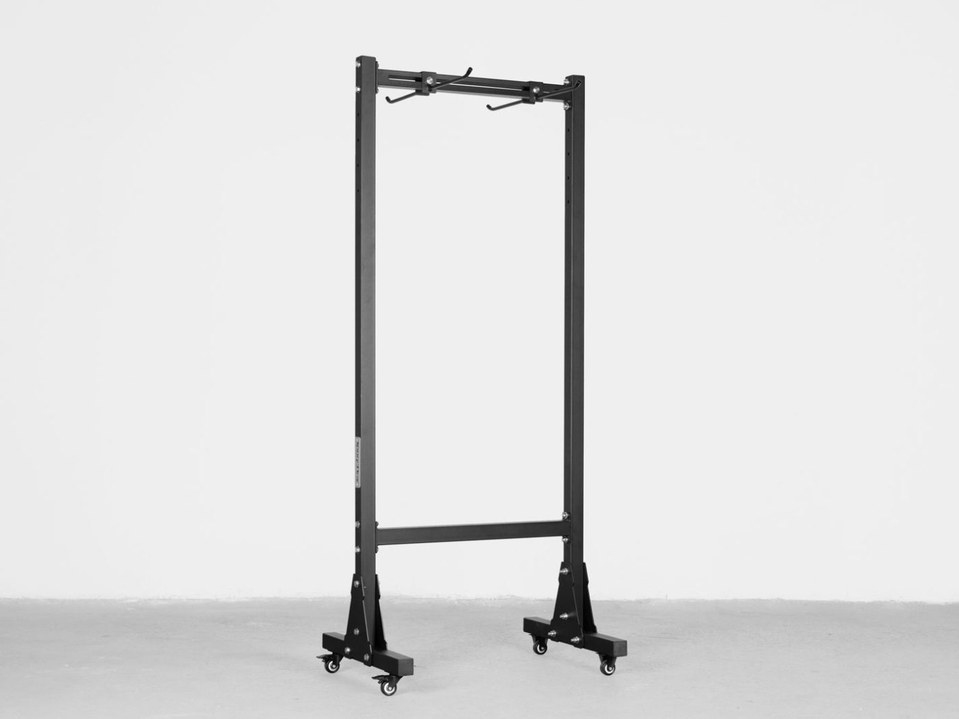 Kingsbox freestanding rack for training mat